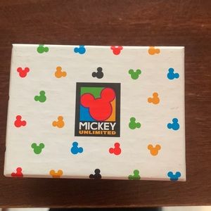 10k gold Minnie and Mickey mouse ring